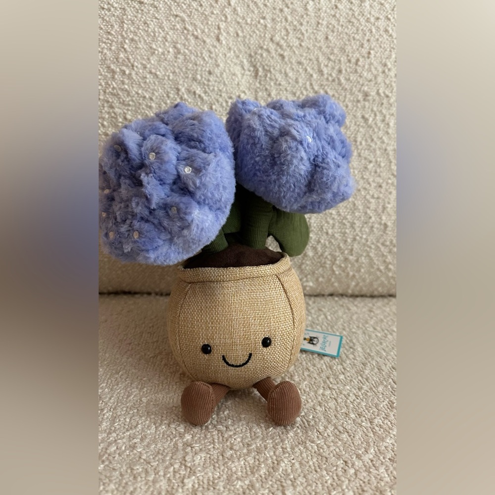Amuseables Hydrangea by Jellycat